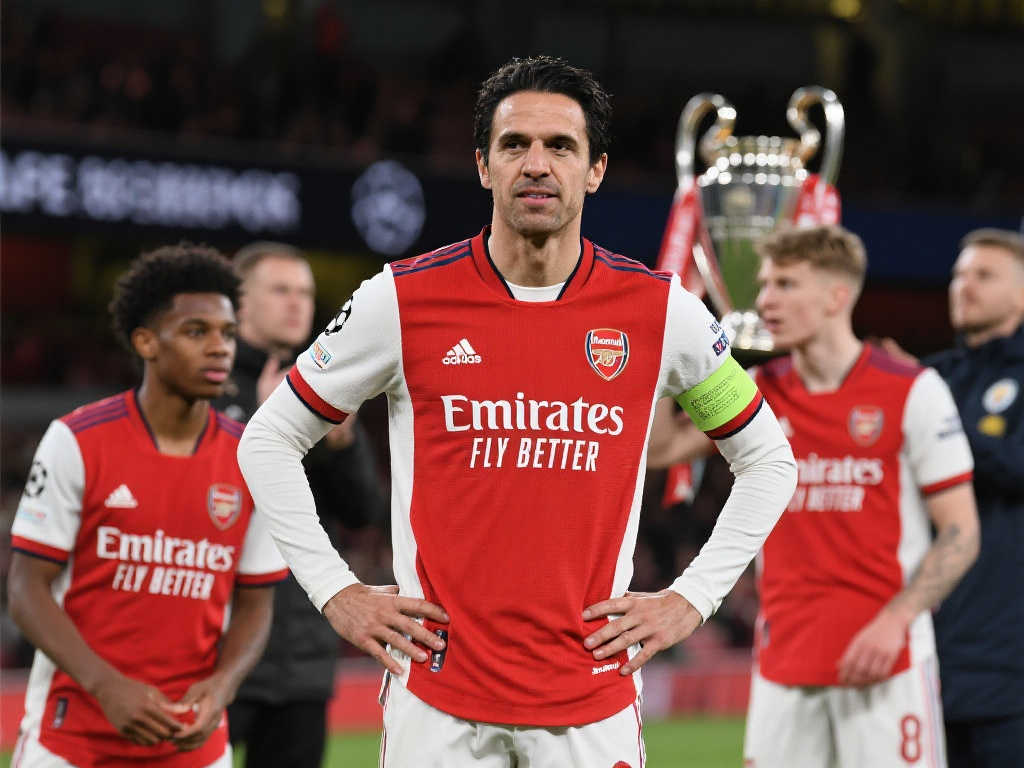 特和前腰里 特和前腰里